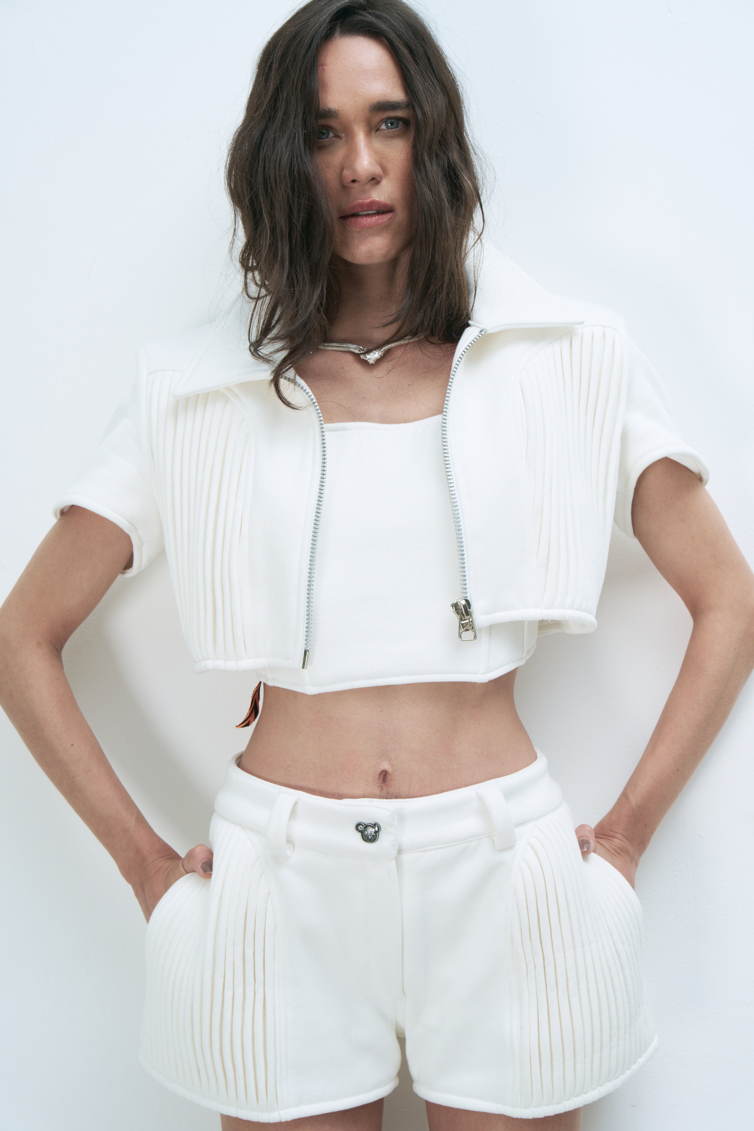 Cropped Label Straps
