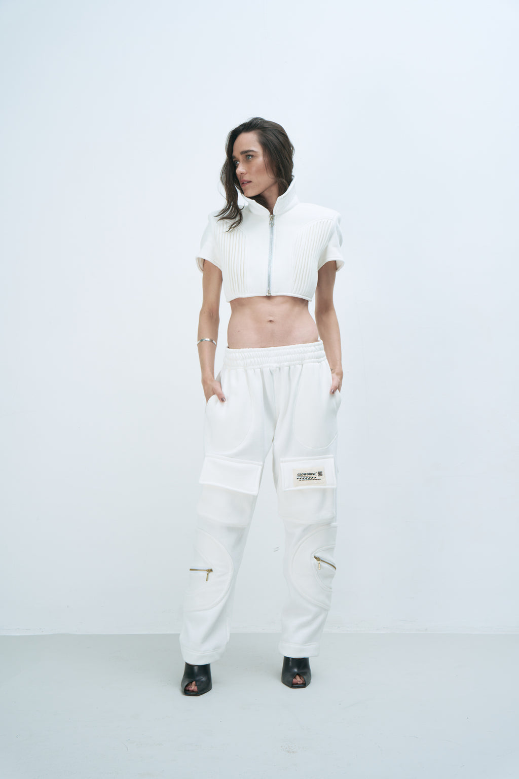 Cropped Label Straps