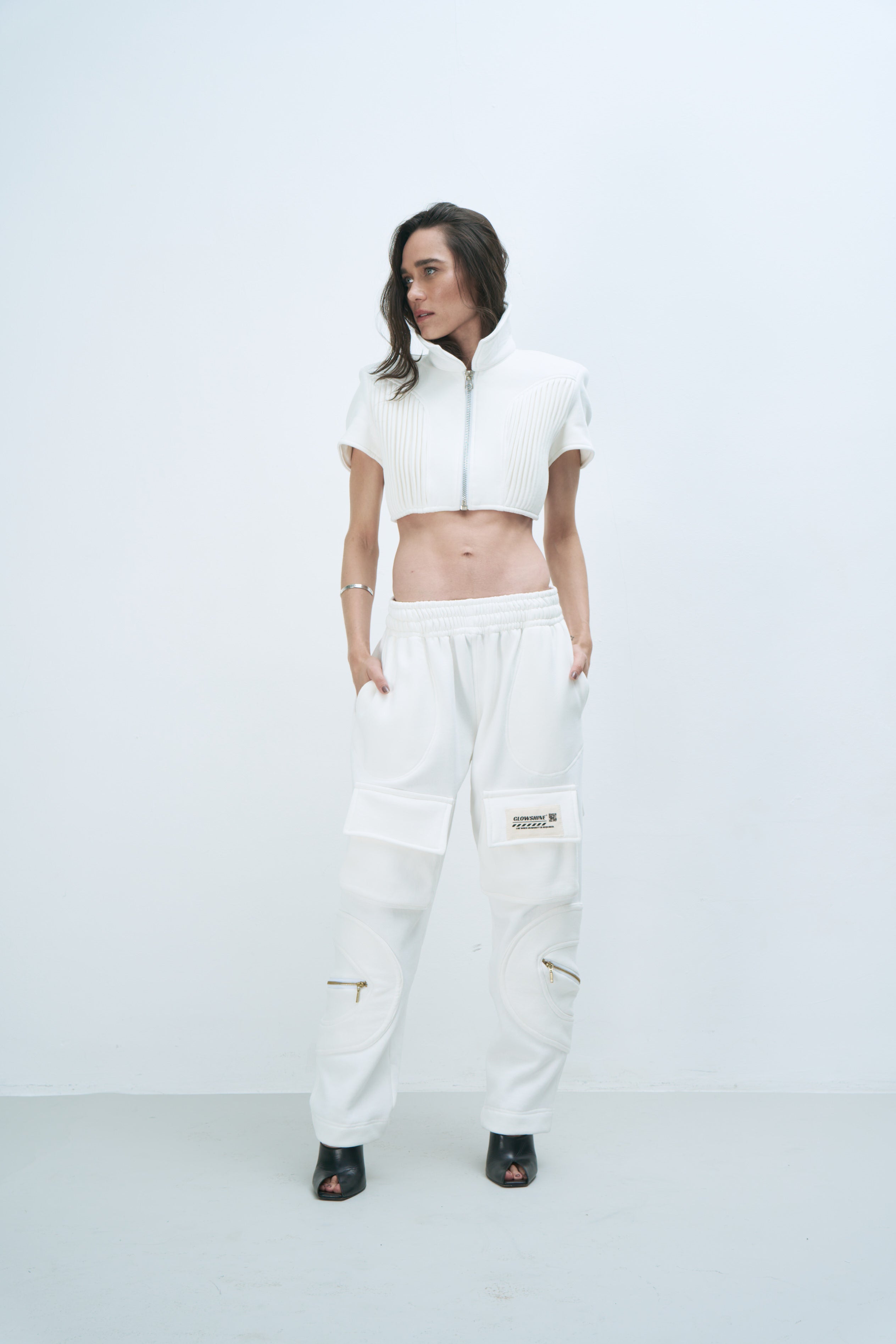 Cropped Label Straps