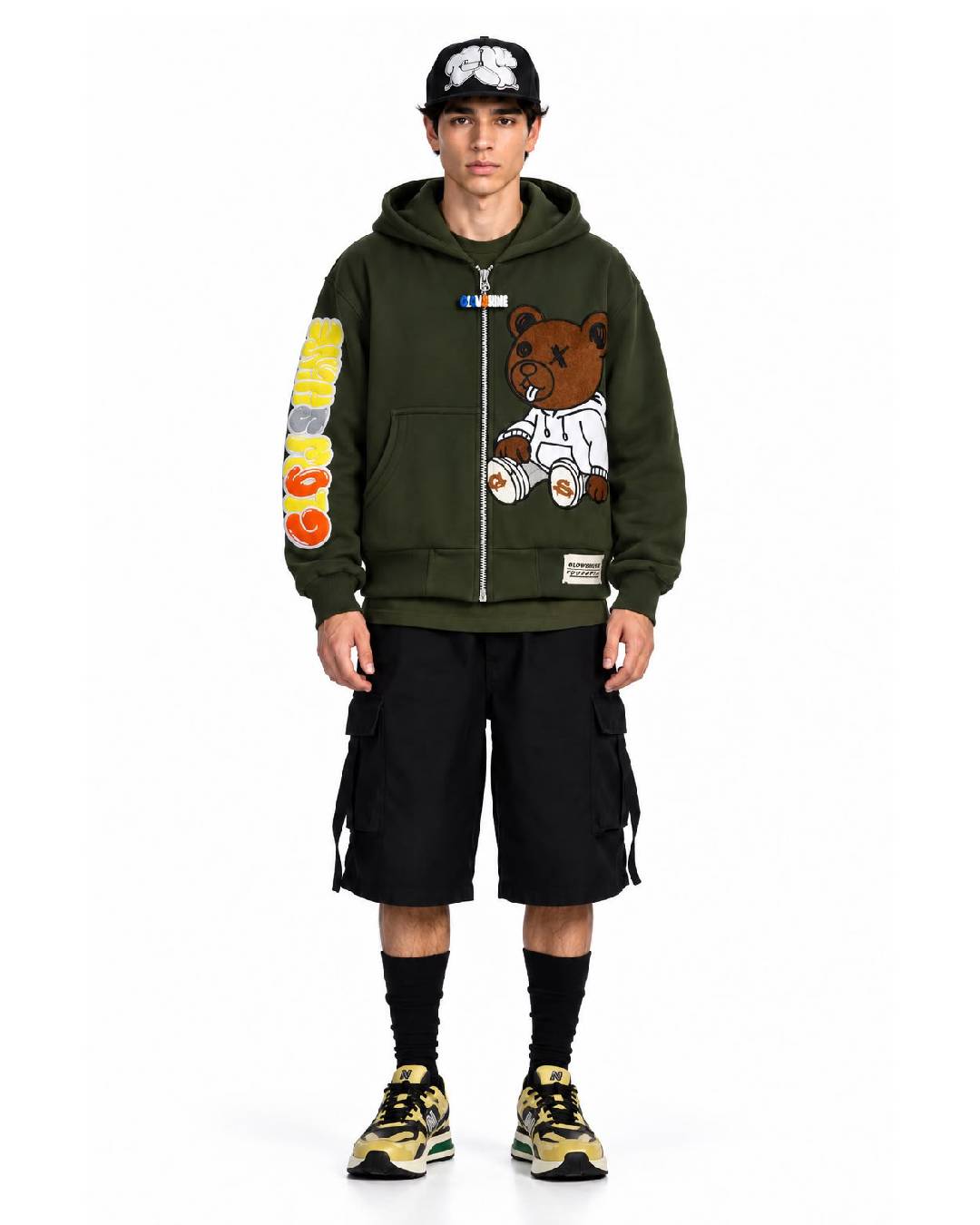Hoodie Sitting Bear Land