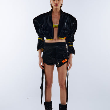 Blazer Over Contact Vinyl Molhado